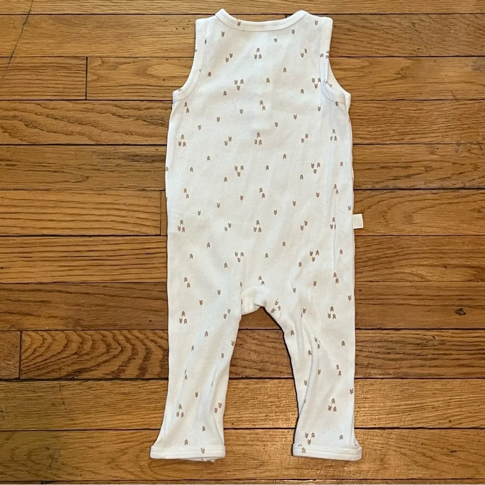 Carter's Sleeveless Bodysuit with Cute Print